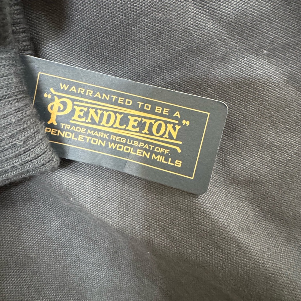 Pendleton Men's Charcoal Jacket with Patterned Li… - image 6